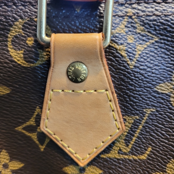 Final price drop, NO OFFERS,!  AUTHENTIC Louis Vuitton speedy 30 - Picture 7 of 16